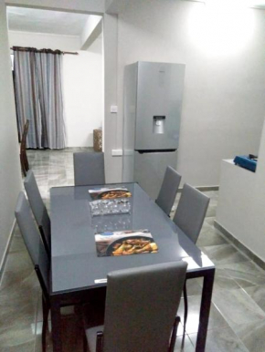 Charming House in Curepipe + Garden